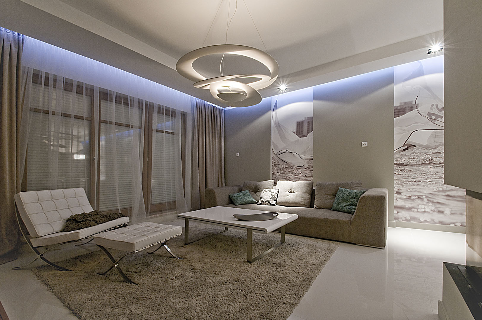 Dom prywatny w Gdyni 2010 - 02 futurystyczna lampa oświetlenie led sofa fotel dywan