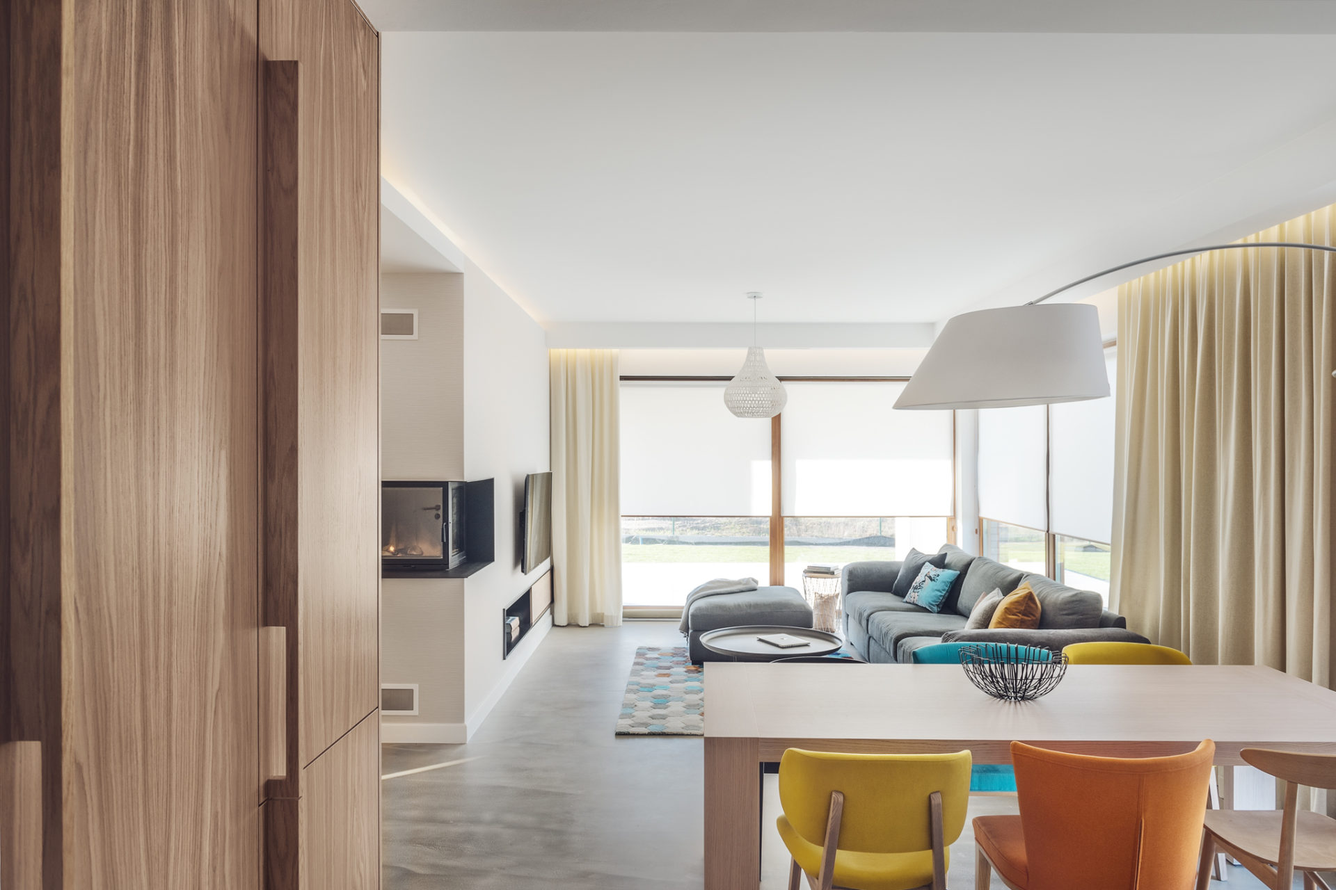 08.2D8_4895_24+1_2048