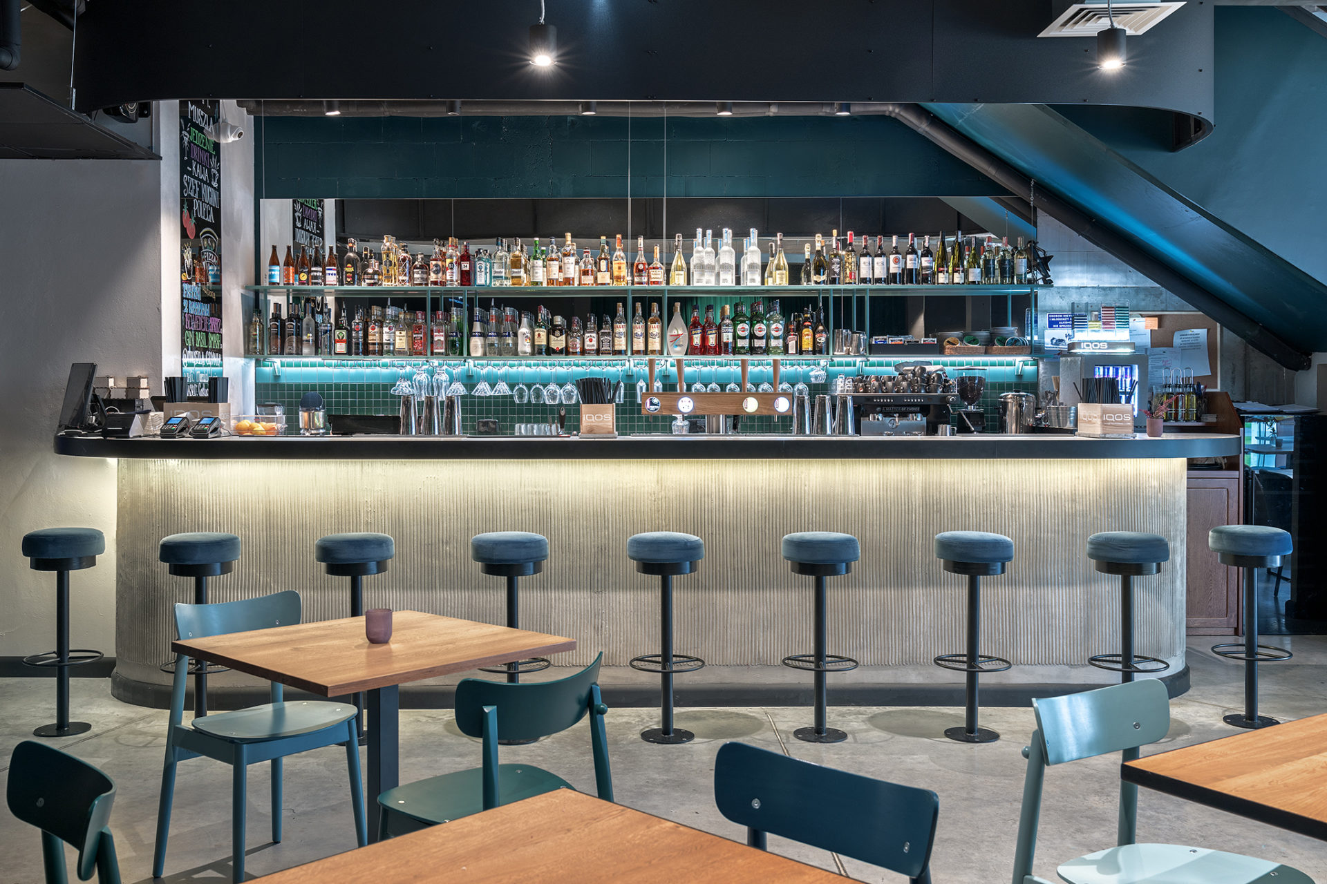 Muszla Restobar - 01